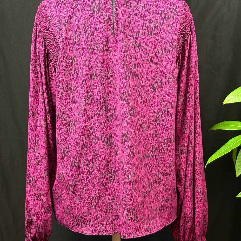 Worthington Vibrant Pink and Black Top - Picture 4 of 9